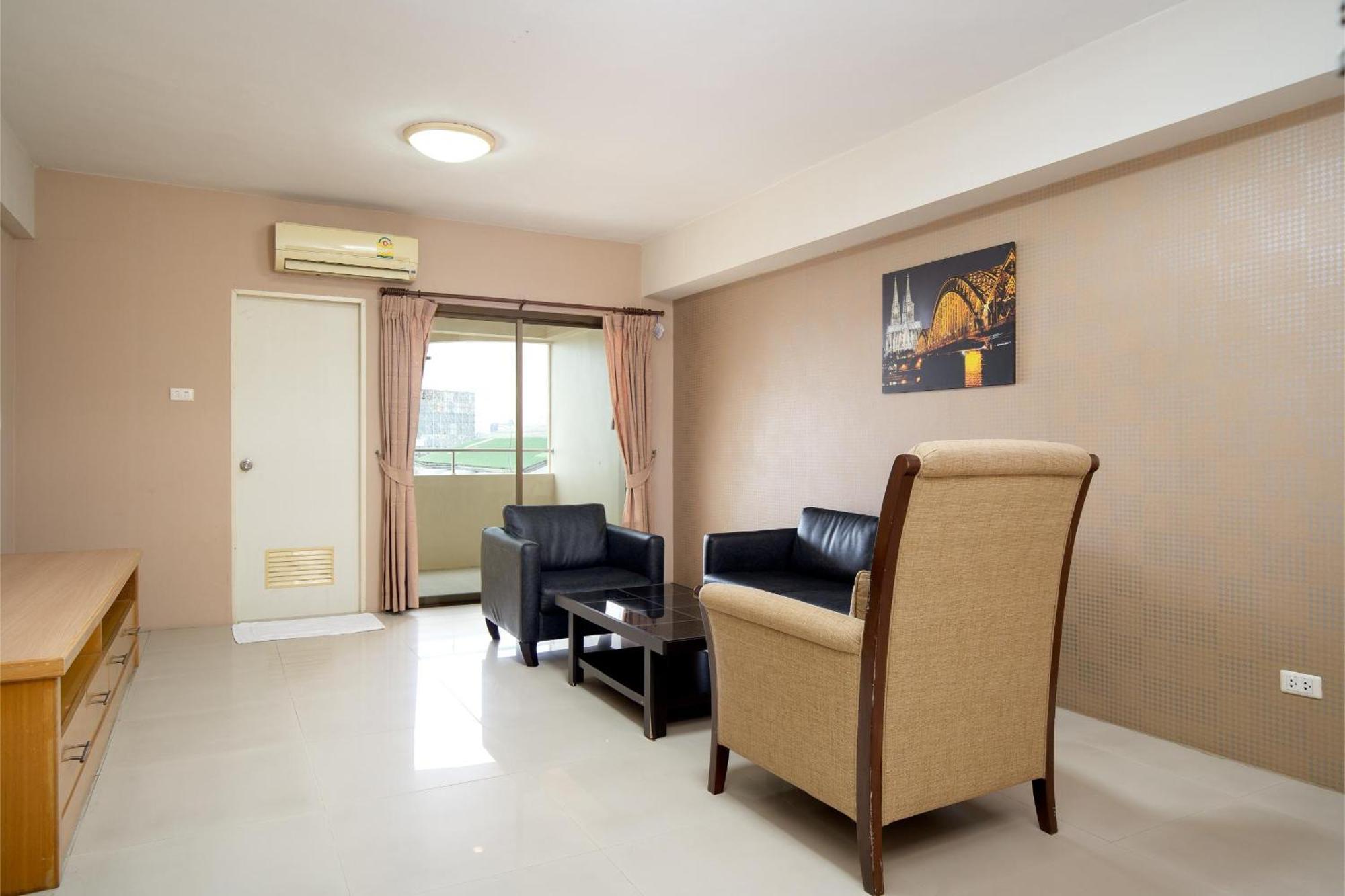 P-Park Hotel Bangkok Exterior photo
