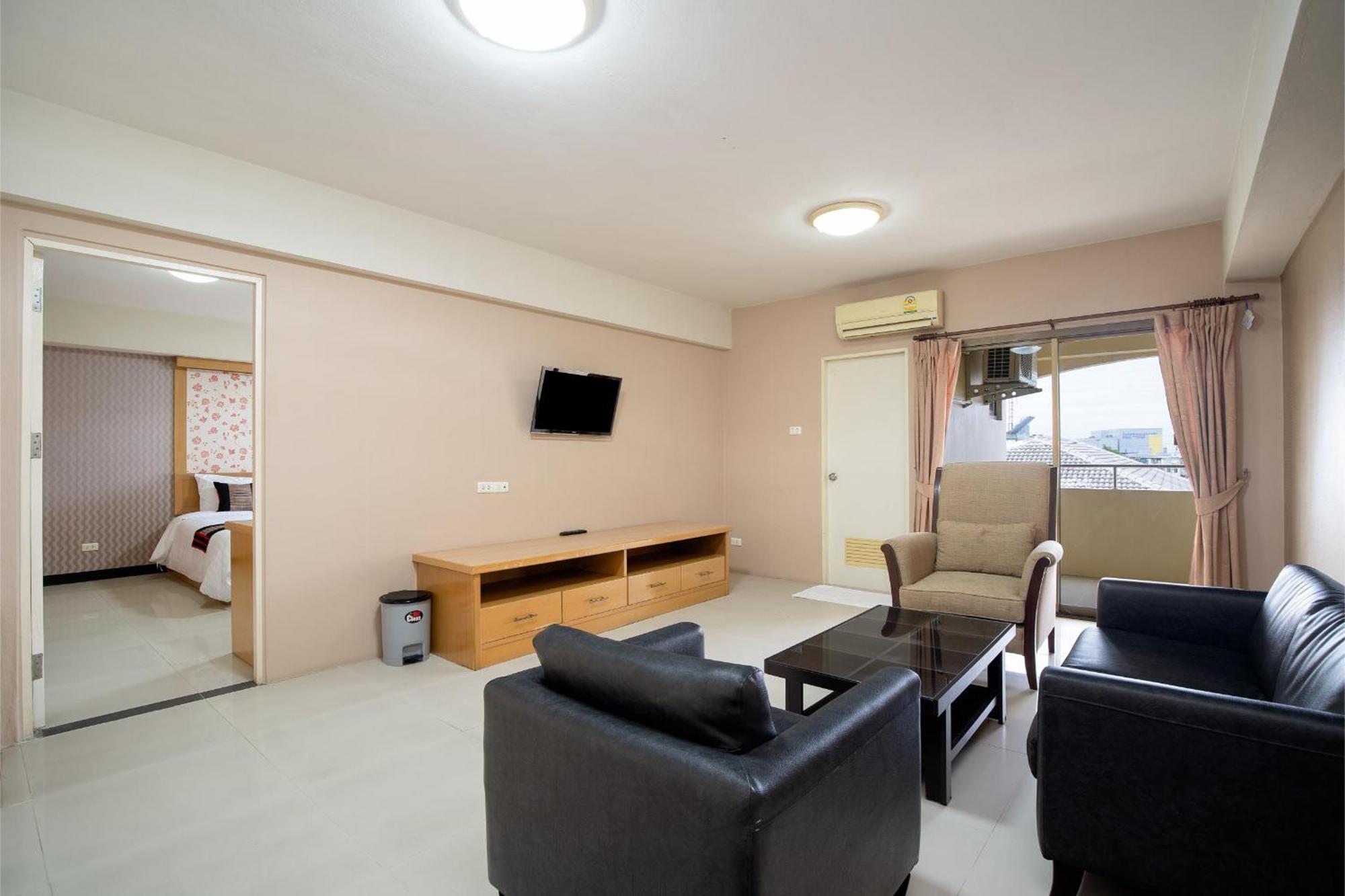 P-Park Hotel Bangkok Exterior photo