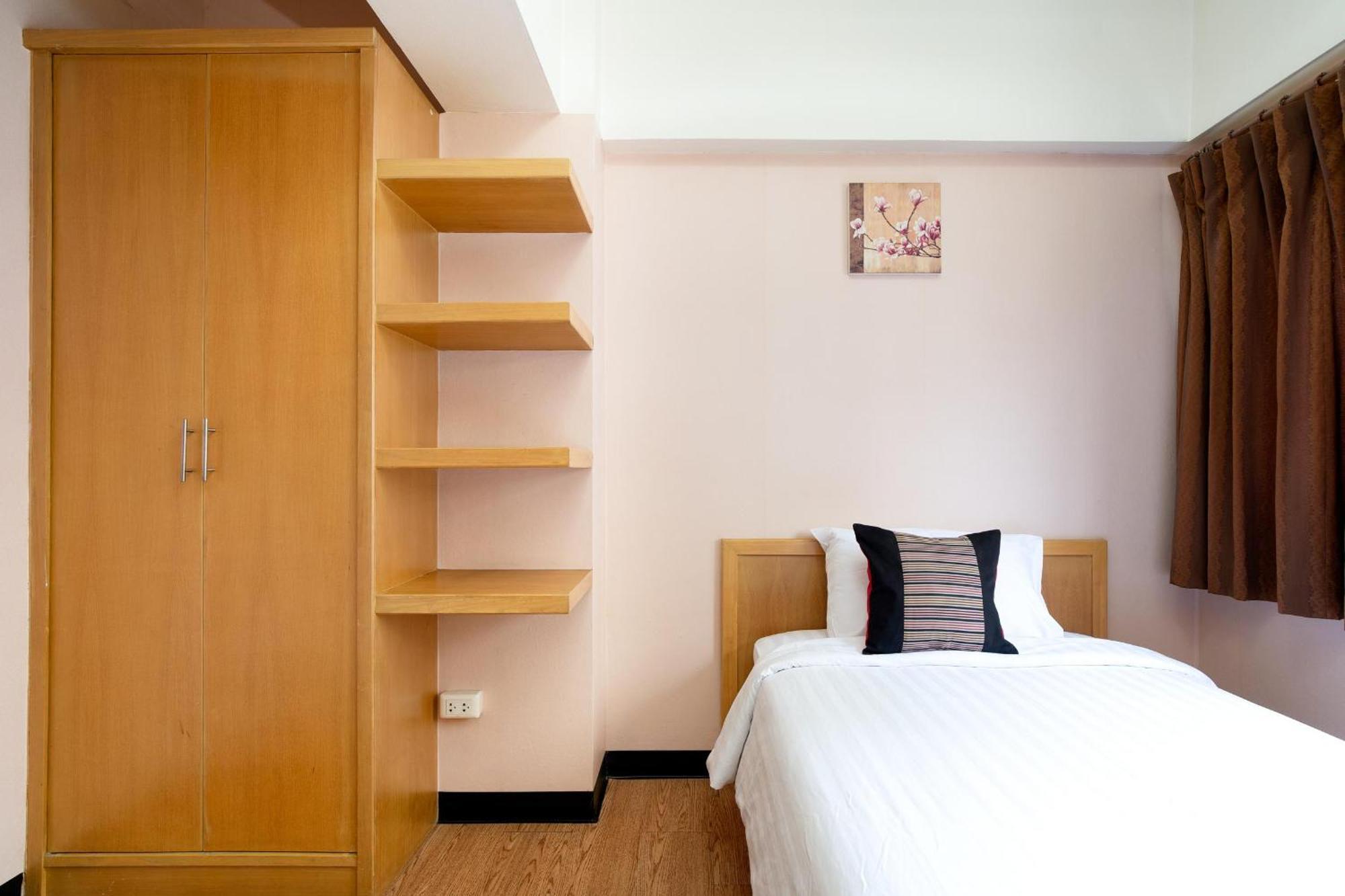 P-Park Hotel Bangkok Exterior photo