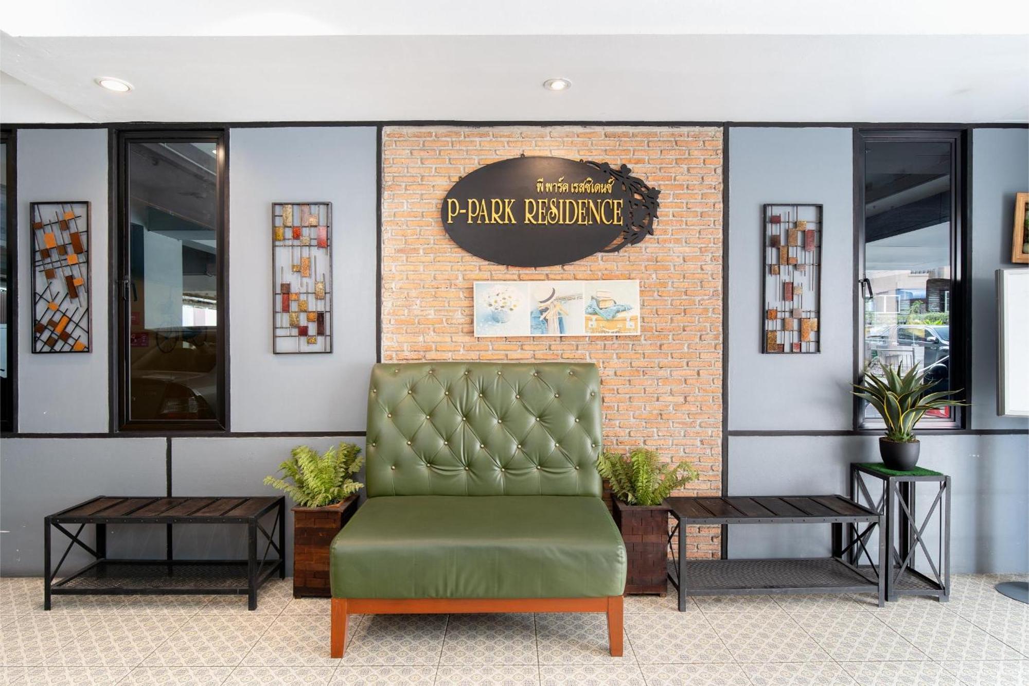 P-Park Hotel Bangkok Exterior photo